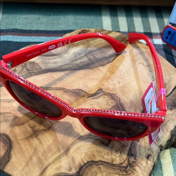 Betsey Johnson Red Cat-Eye Sunglasses - Picture 4 of 6